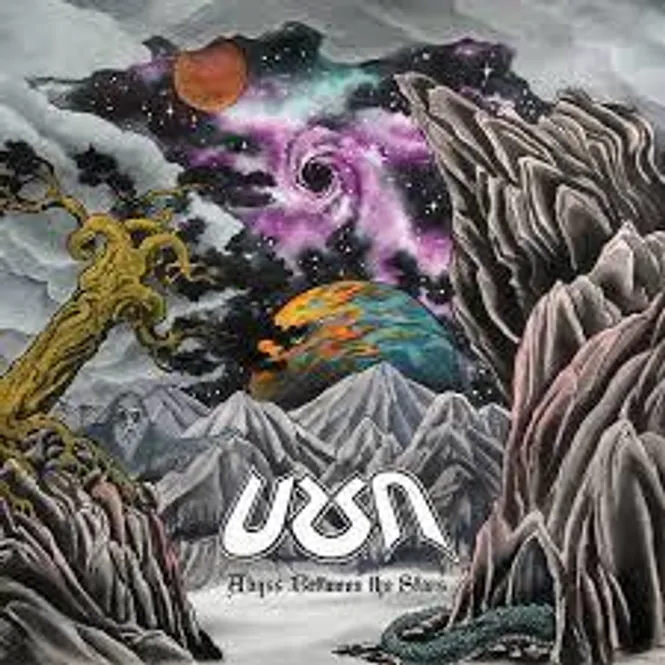 Hovedbilde Ursa-Abyss Between The Stars